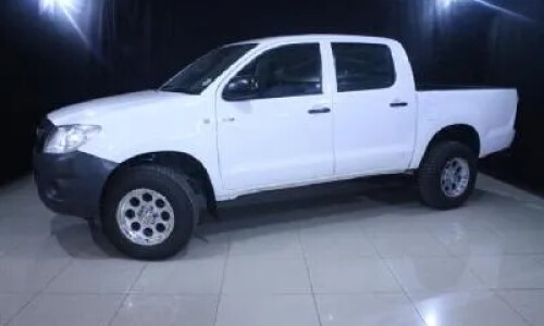 Toyota Hilux Double Cab 2.5 D-4D 4x4 #10
