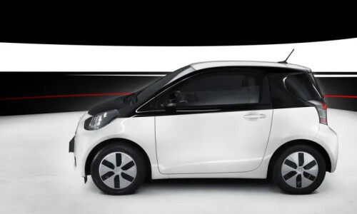Toyota iQ EV #3