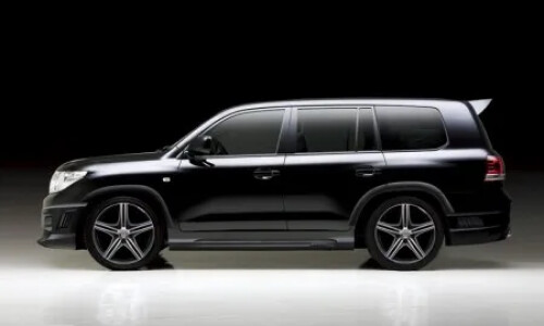 Toyota Land Cruiser 300 #2