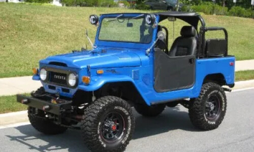 Toyota Land Cruiser FJ40 #12