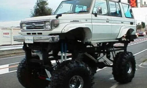 Toyota Land Cruiser Travel #8