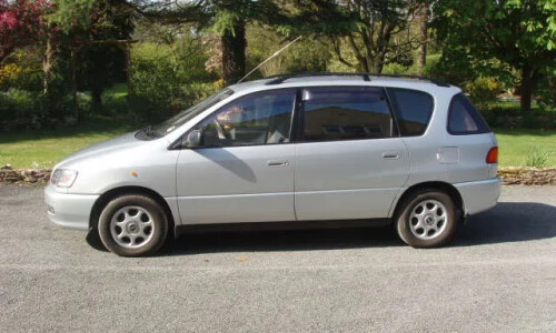 Toyota Picnic #10