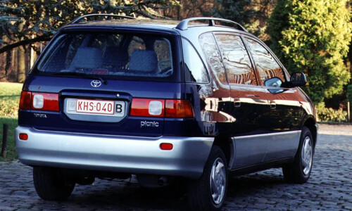 Toyota Picnic #12