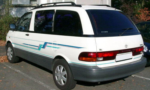 Toyota Previa #5