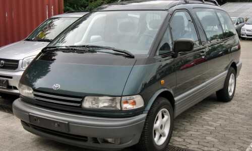 Toyota Previa #11