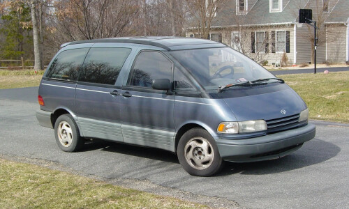 Toyota Previa #13