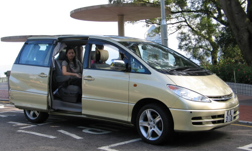 Toyota Previa #15