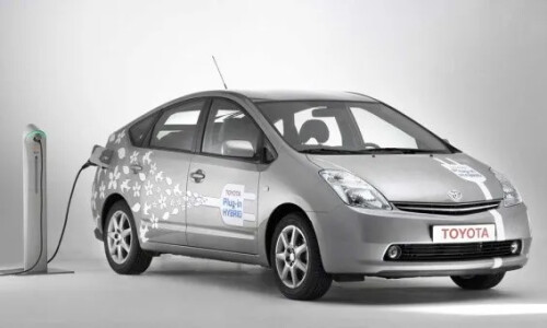 Toyota Prius Plug-In #2