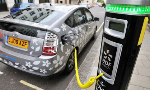 Toyota Prius Plug-In #5