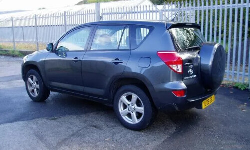Toyota RAV4 2.0 VVTi #8