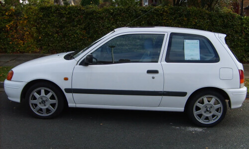 Toyota Starlet #9