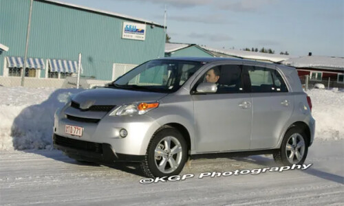 Toyota Urban Cruiser #4