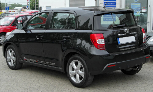 Toyota Urban Cruiser #6