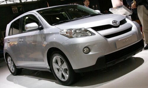 Toyota Urban Cruiser #10
