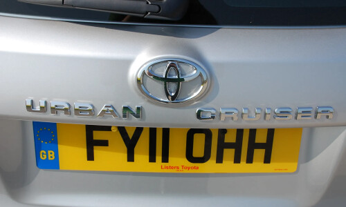 Toyota Urban Cruiser D-4D #14