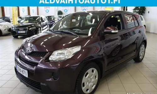 Toyota Urban Cruiser D-4D #16