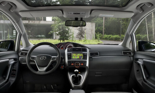 Toyota Verso #11