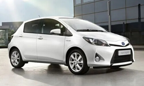 Toyota Yaris Hybrid #13