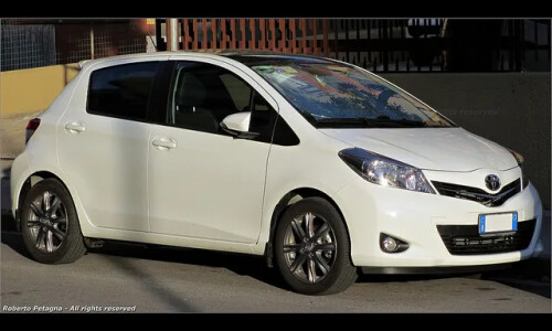 Toyota Yaris Style #1