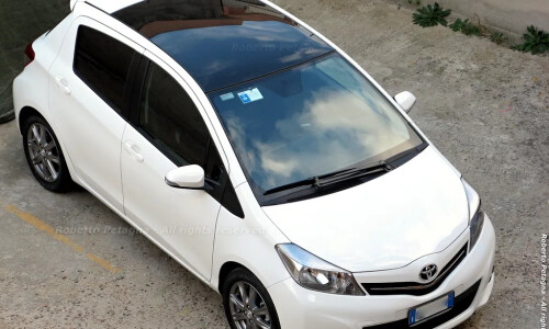 Toyota Yaris Style #12