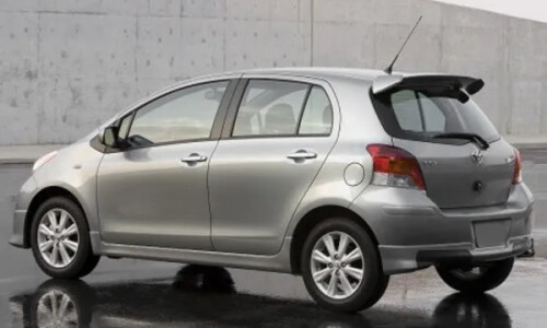 Toyota Yaris Style #13