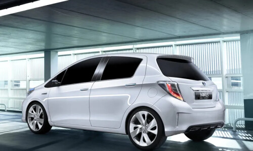 Toyota Yaris Style #14