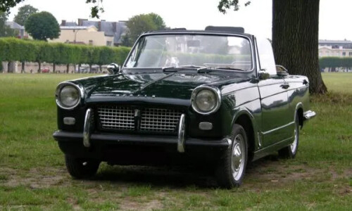 Triumph Herald 1200 Convertible #5
