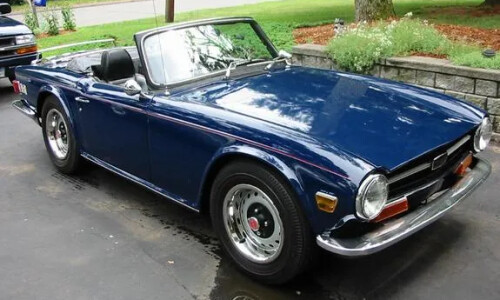 Triumph TR6 #12