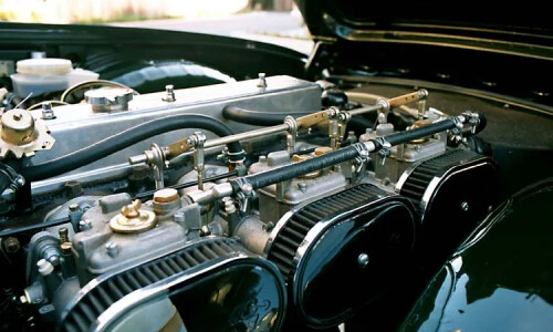 Triumph TR6 #16