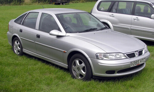 Vauxhall Vectra #10