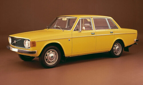 Volvo 144 #9