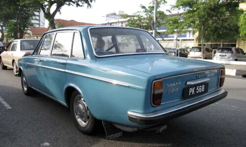 Volvo 144 #16