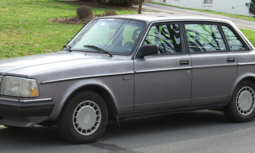 Volvo 240 #2