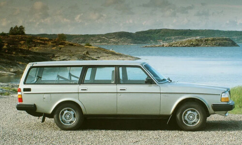 Volvo 240 #10