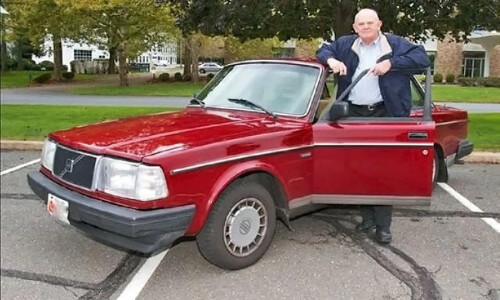 Volvo 240 #16