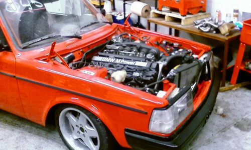 Volvo 240 #18