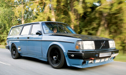 Volvo 245 #1
