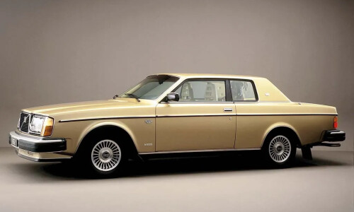 Volvo 262C #1