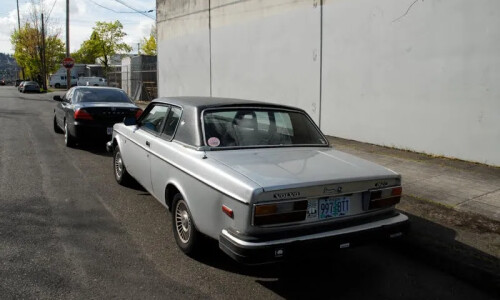 Volvo 262C #14