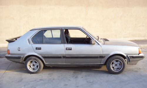 Volvo 360 #4
