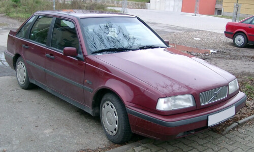 Volvo 440 #1