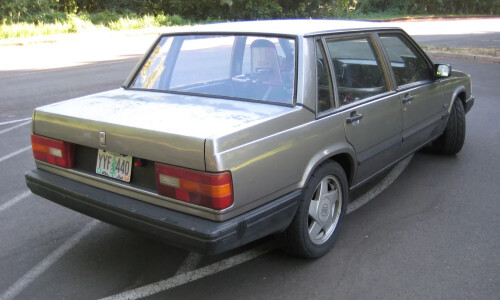 Volvo 740 #7