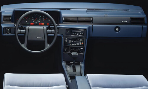 Volvo 760 #8