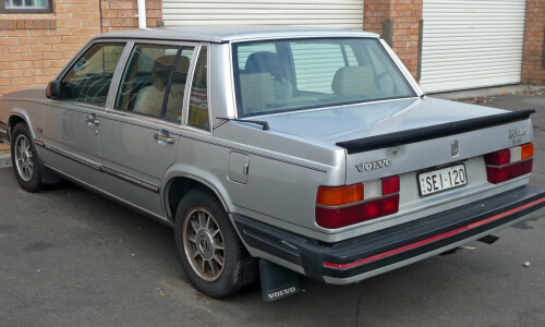 Volvo 760 #12