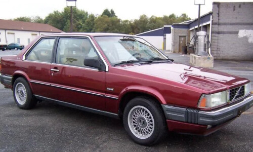 Volvo 780 #5