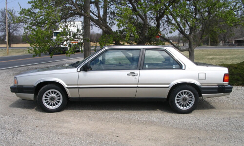 Volvo 780 #8
