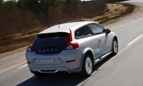 Volvo C30 PEV #7