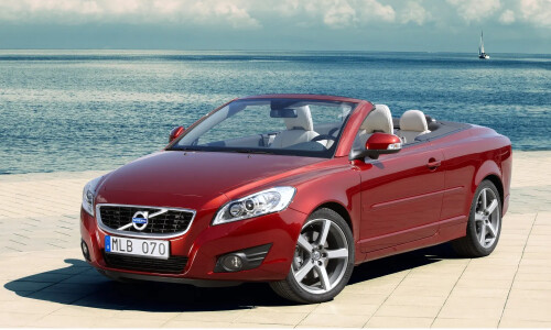 Volvo C70 Coupé-Cabrio #1