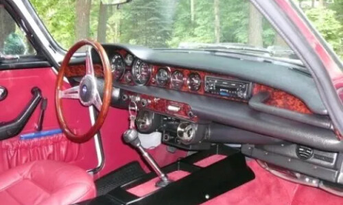 Volvo P 1800 ES #4