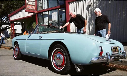Volvo P1900 #8